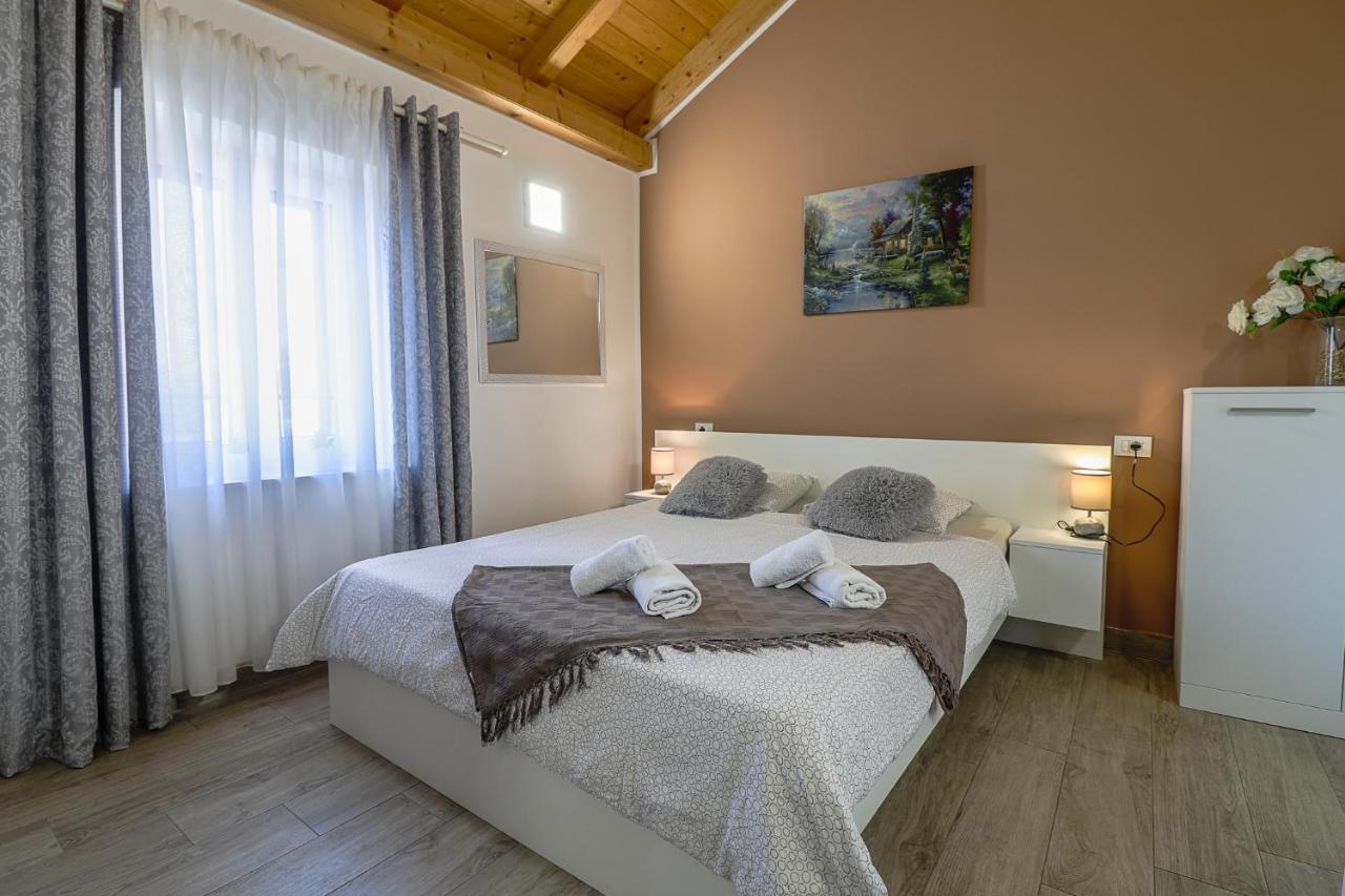 Apartman Juraj I Matej Vrsar Εξωτερικό φωτογραφία
